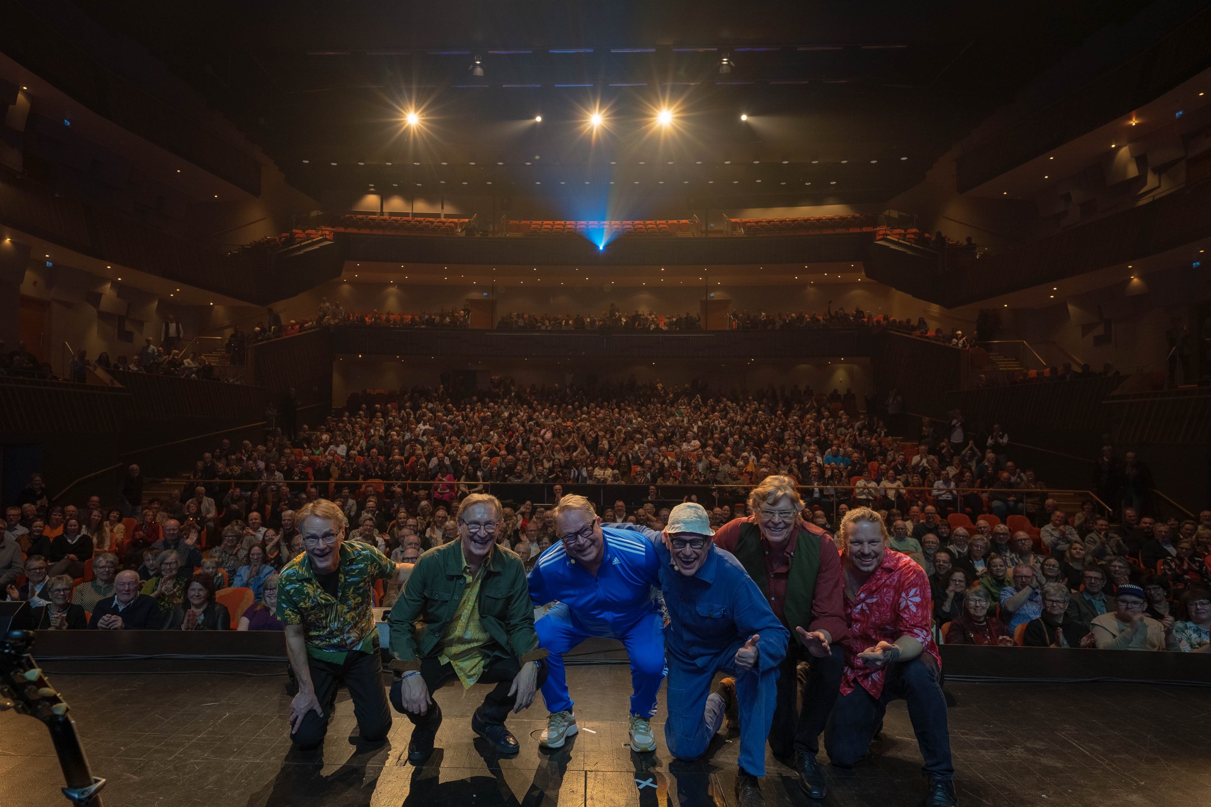 Galenskaparna in front of a full house in Karlstad